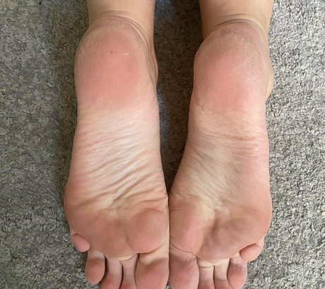 Callyfeet33