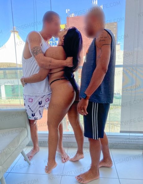 Photo nue de fuite OnlyFans de Krissia Figueiredo