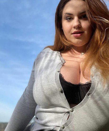 Photo nue de fuite OnlyFans de Babu Vale