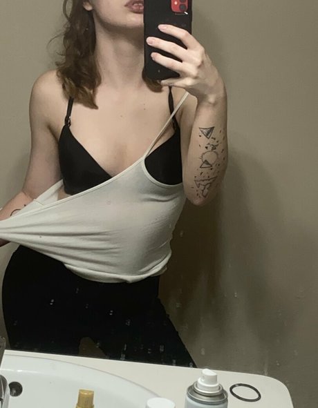 Photo nue de fuite OnlyFans de Alliesparkles