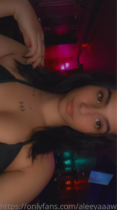 Photo nue de fuite OnlyFans de Aleeyaaaw