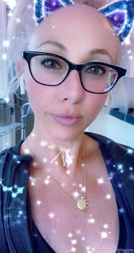 Photo nue de fuite OnlyFans de Drlovejoy