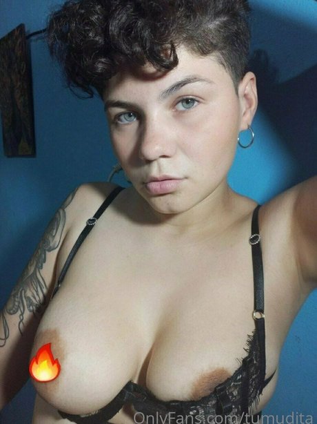 Photo nue de fuite OnlyFans de Tumudita