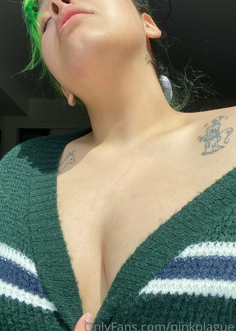 Photo nue de fuite OnlyFans de Pinkplague