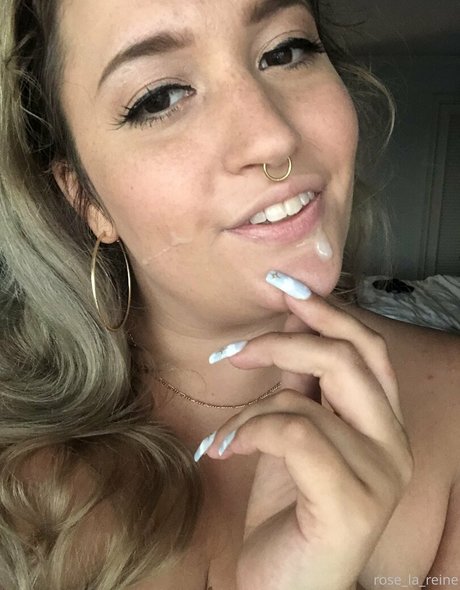 Photo nue de fuite OnlyFans de Roselareine
