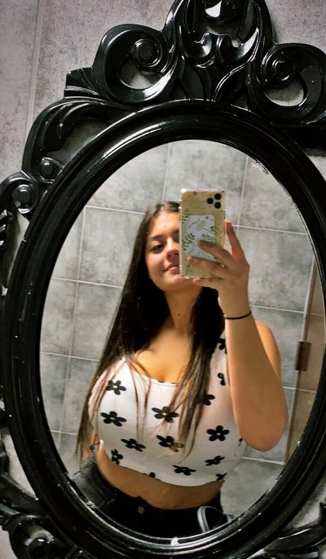 Photo nue de fuite OnlyFans de Valerie