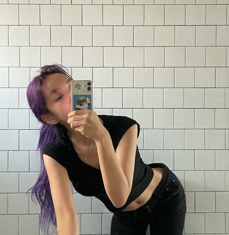 Photo nue de fuite OnlyFans de Yunjinpet