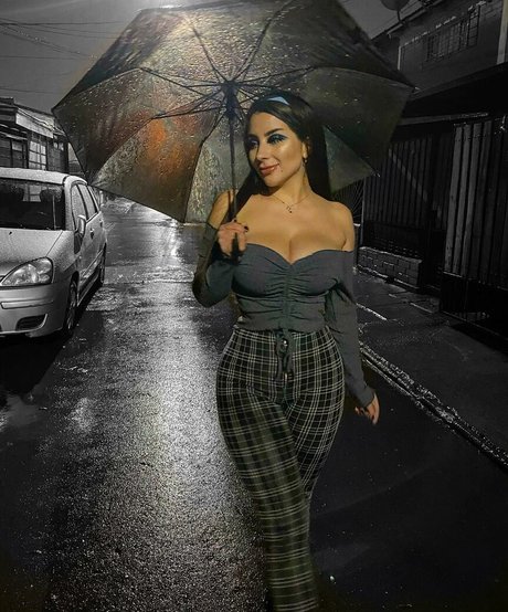 Photo nue de fuite OnlyFans de Vai Monroe