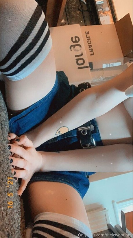 Photo nue de fuite OnlyFans de Thelewdbunny