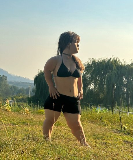 Photo nue de fuite OnlyFans de Jomini Dancer