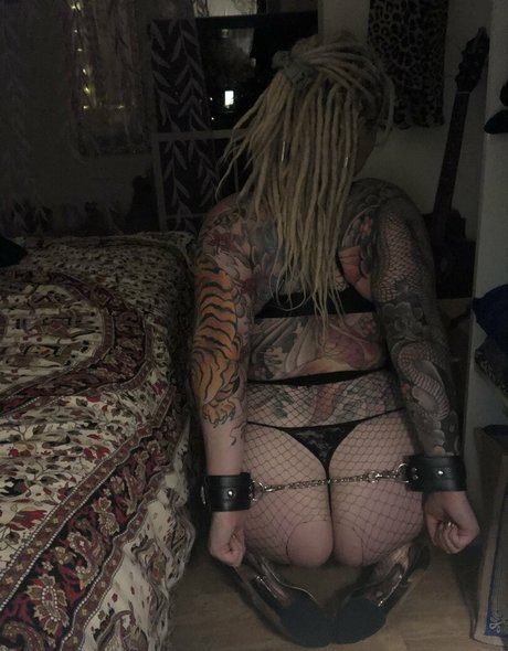 Tattooedaprilfree
