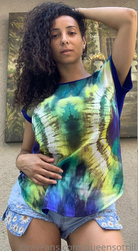 Photo nue de fuite OnlyFans de Queensotrill