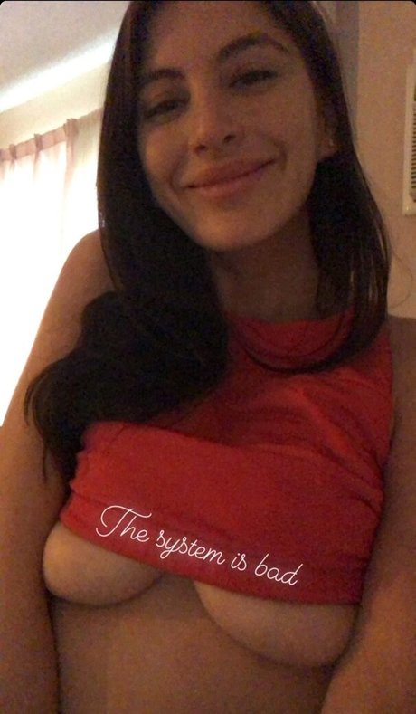 Photo nue de fuite OnlyFans de Arianna Basseri Lee