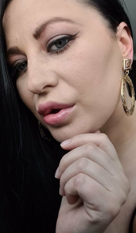 Larajadedeene