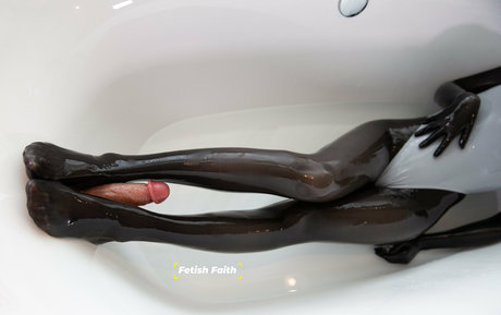 Photo nue de fuite OnlyFans de Fetishfaith