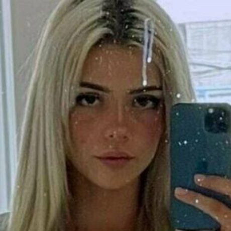 Photo nue de fuite OnlyFans de Aprilrae