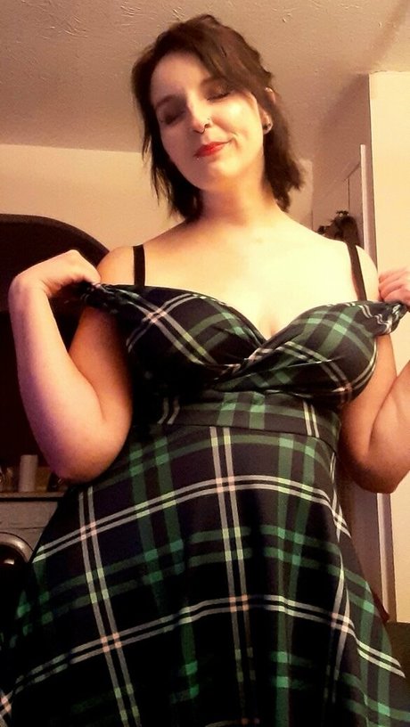 Photo nue de fuite OnlyFans de Peacelily1993