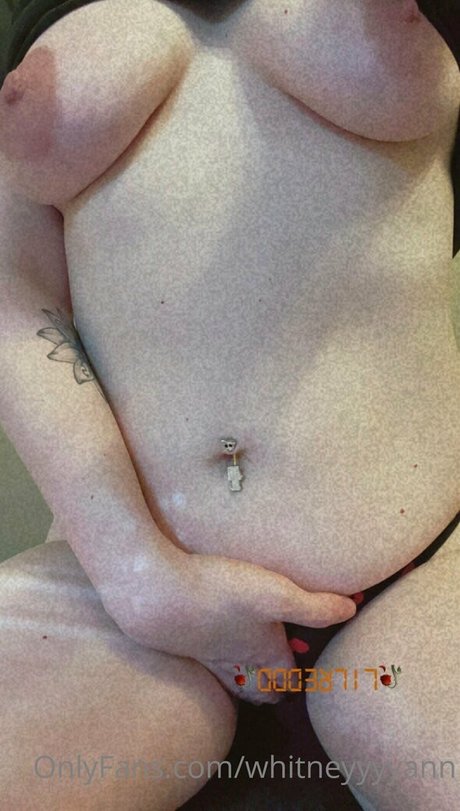 Photo nue de fuite OnlyFans de Whitneyyyyann