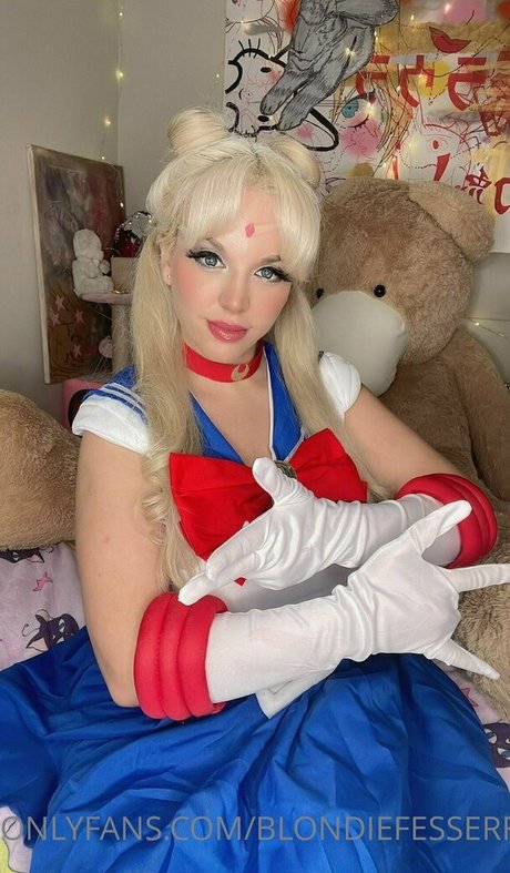 Blondiefesserfree