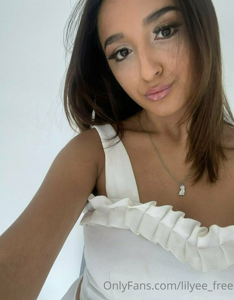 Photo nue de fuite OnlyFans de Lilyeefree