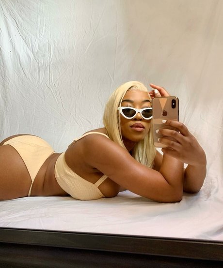 Photo nue de fuite OnlyFans de Thecleopatraway