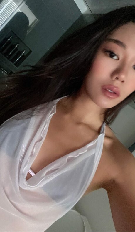 Photo nue de fuite OnlyFans de Lilyyyk