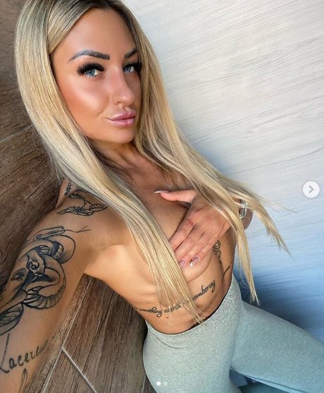 Photo nue de fuite OnlyFans de Giulismolteni