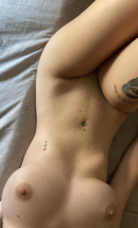 Photo nue de fuite OnlyFans de Moletilda