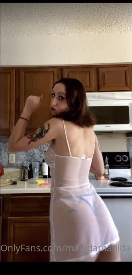 Photo nue de fuite OnlyFans de Moletilda