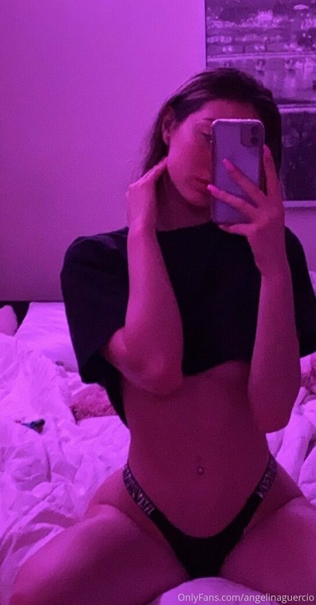 Photo nue de fuite OnlyFans de Angelinaguercio