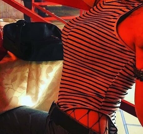 Photo nue de fuite OnlyFans de Hana69