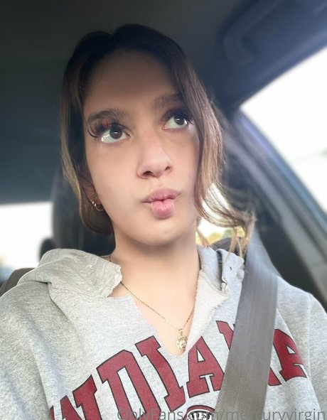 Photo nue de fuite OnlyFans de Mercuryvirgin