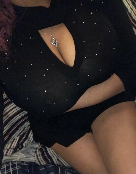 Photo nue de fuite OnlyFans de Itselliemay