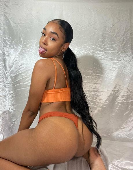 Photo nue de fuite OnlyFans de Poeticjusticeee