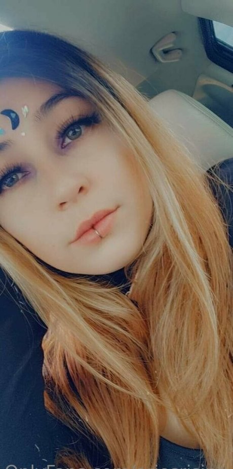 Photo nue de fuite OnlyFans de Ariesrising