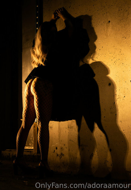 Photo nue de fuite OnlyFans de Adoraamour