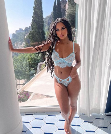 Photo nue de fuite OnlyFans de Jonica Keating