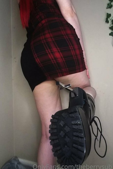 Photo nue de fuite OnlyFans de Theberrysub