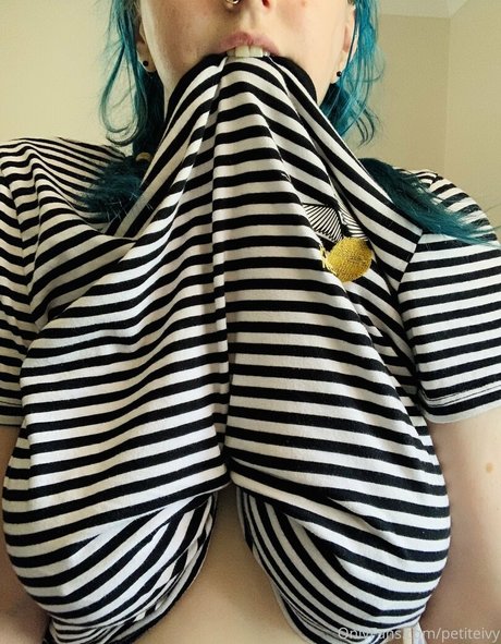 Petiteivy