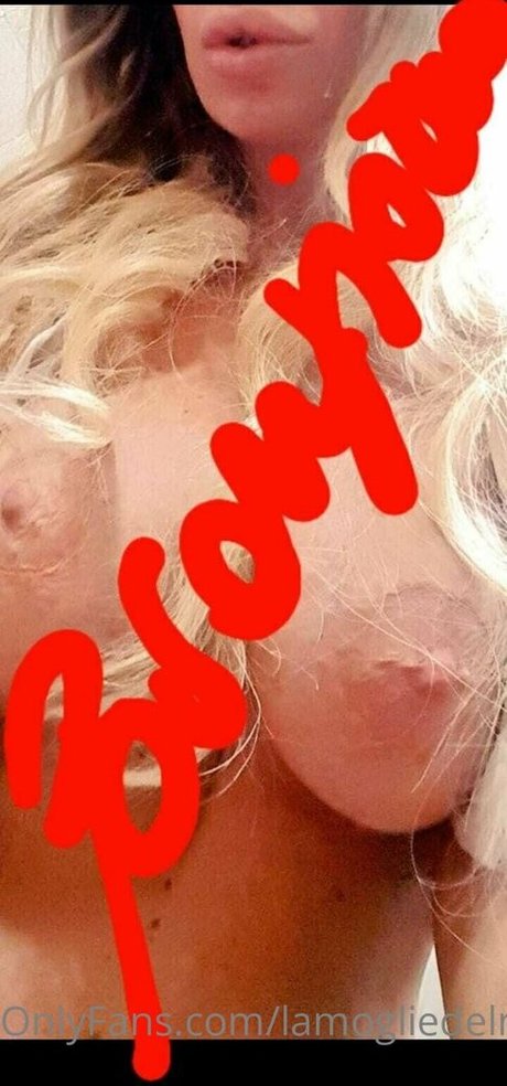 Photo nue de fuite OnlyFans de Lamogliedelmiocapo