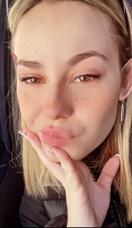 Photo nue de fuite OnlyFans de Elena Lagou