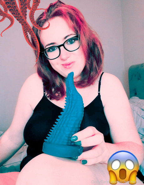 Photo nue de fuite OnlyFans de Lucycherriefree