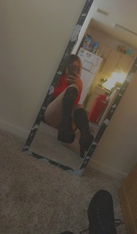 Photo nue de fuite OnlyFans de Guiltyypleaserxxx6