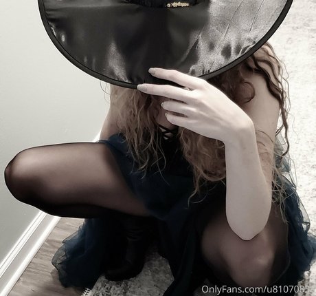 Photo nue de fuite OnlyFans de Emkxx