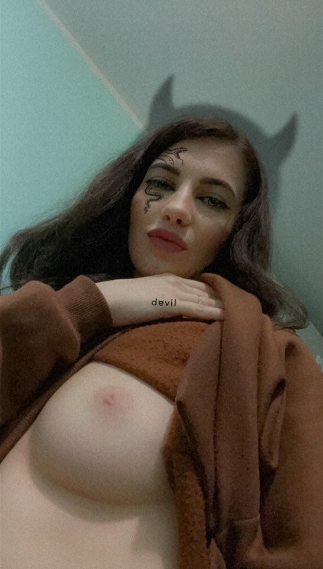 Photo nue de fuite OnlyFans de Divinegoddess