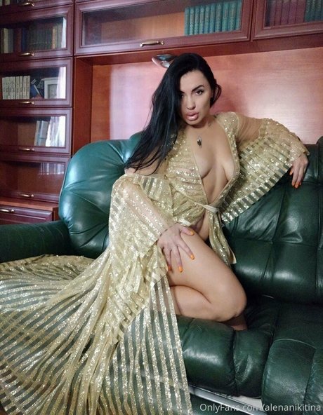 Photo nue de fuite OnlyFans de Alenanikitina