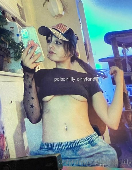Poisonlilly