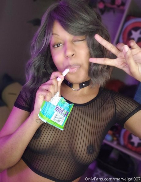 Photo nue de fuite OnlyFans de Marvelgal007