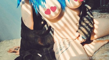 Photo nue de fuite OnlyFans de Tramona