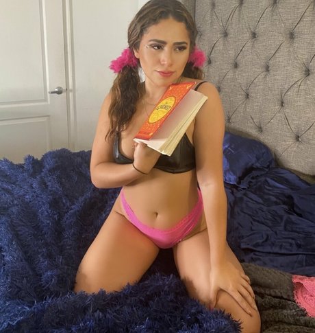Playgirlcarli18